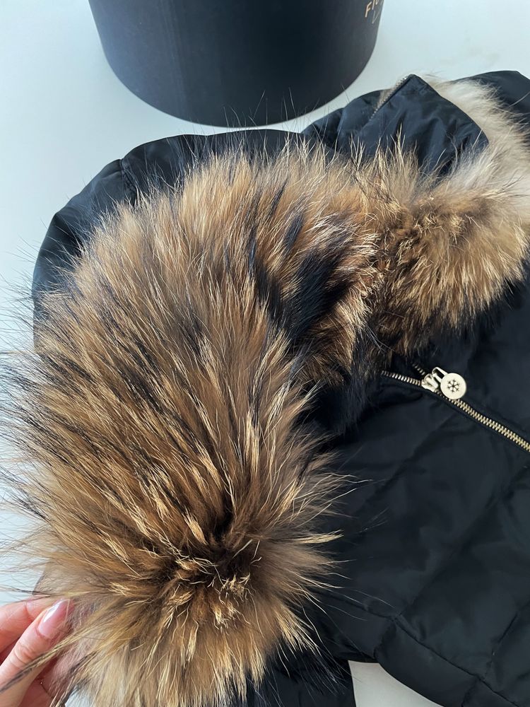 Czarna kurtka z futrem naturalnym Elisabetta Franchi rozmiar 1 XS S
