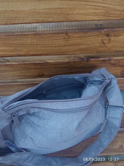 Сумка жіноча спортивна