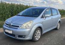 Toyota corolla verso 2005