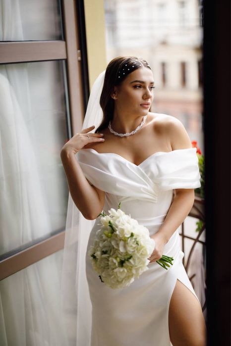 Елегантна весільна сукня силуету рибки