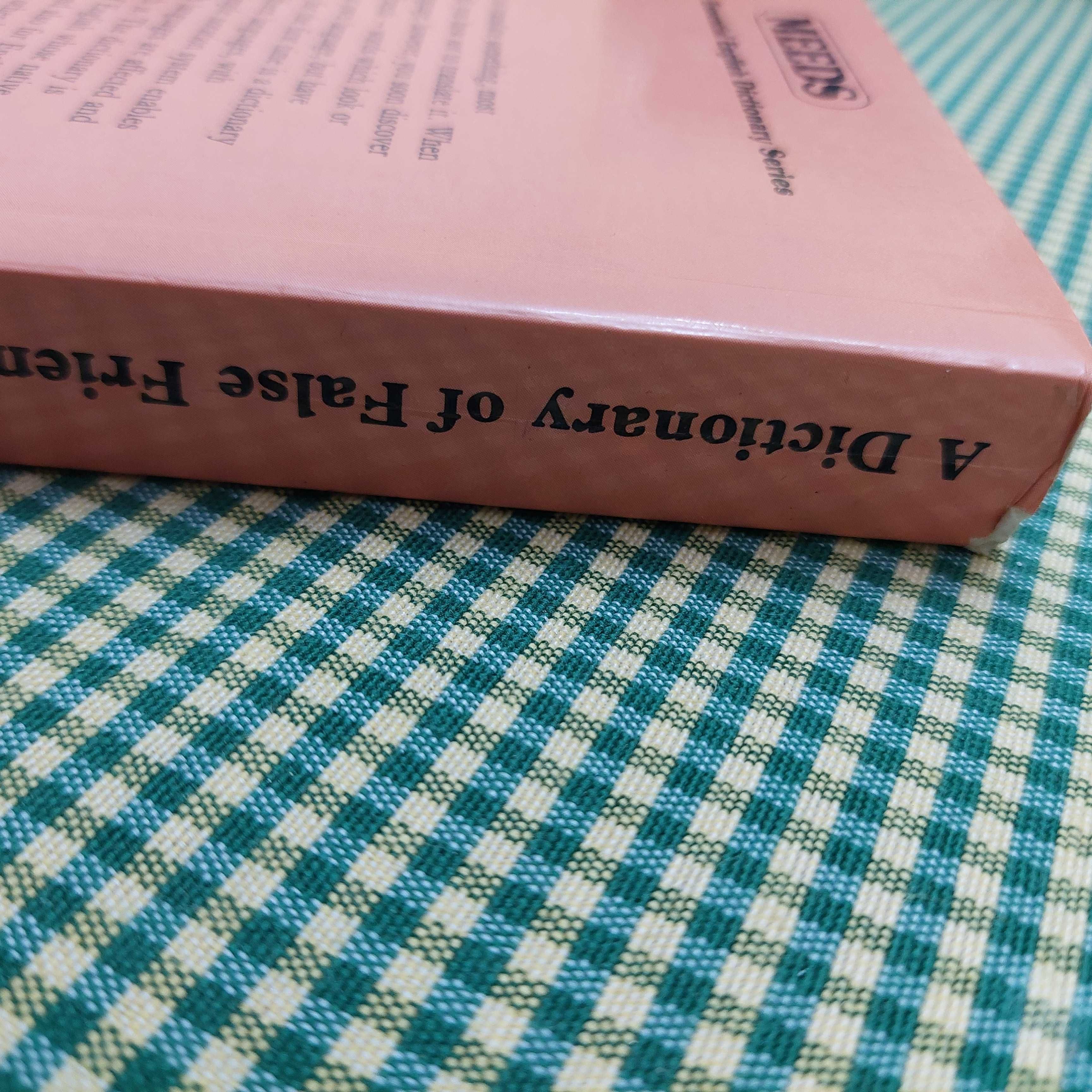 Dictionary of false friends.