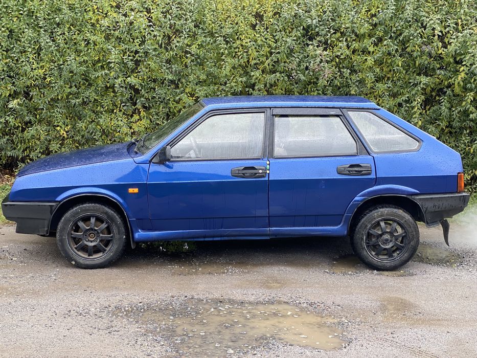 Продам ВАЗ 2109 2002 рік 1.5 бензин на бойовому ходу