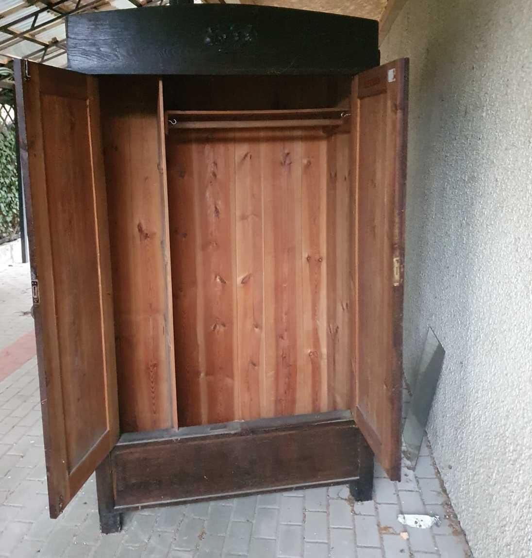 Zabytkowa szafa Agroturystyka Retro Vintage PRL