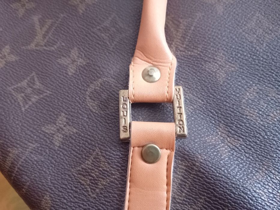 Сумка від Louis Vuitton