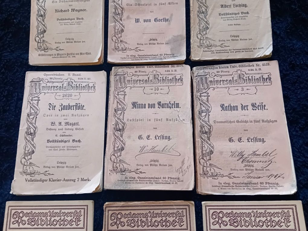 Dziewięć kieszonkowych zeszytów XIX/XXw .