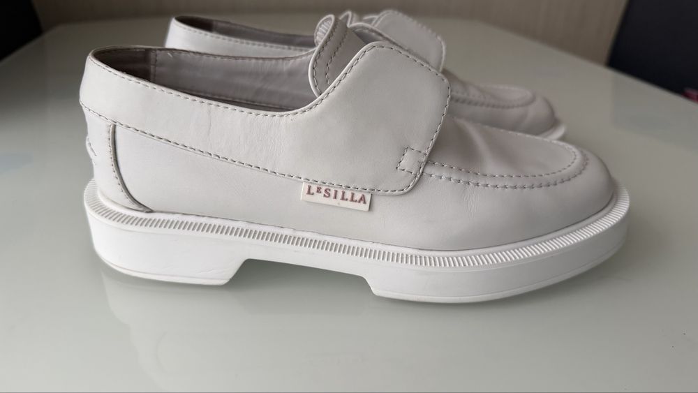 Лофери La Silla білі 38 розмір