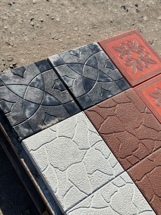 Плитка тротуарна , вібролита плитка ; бруківка