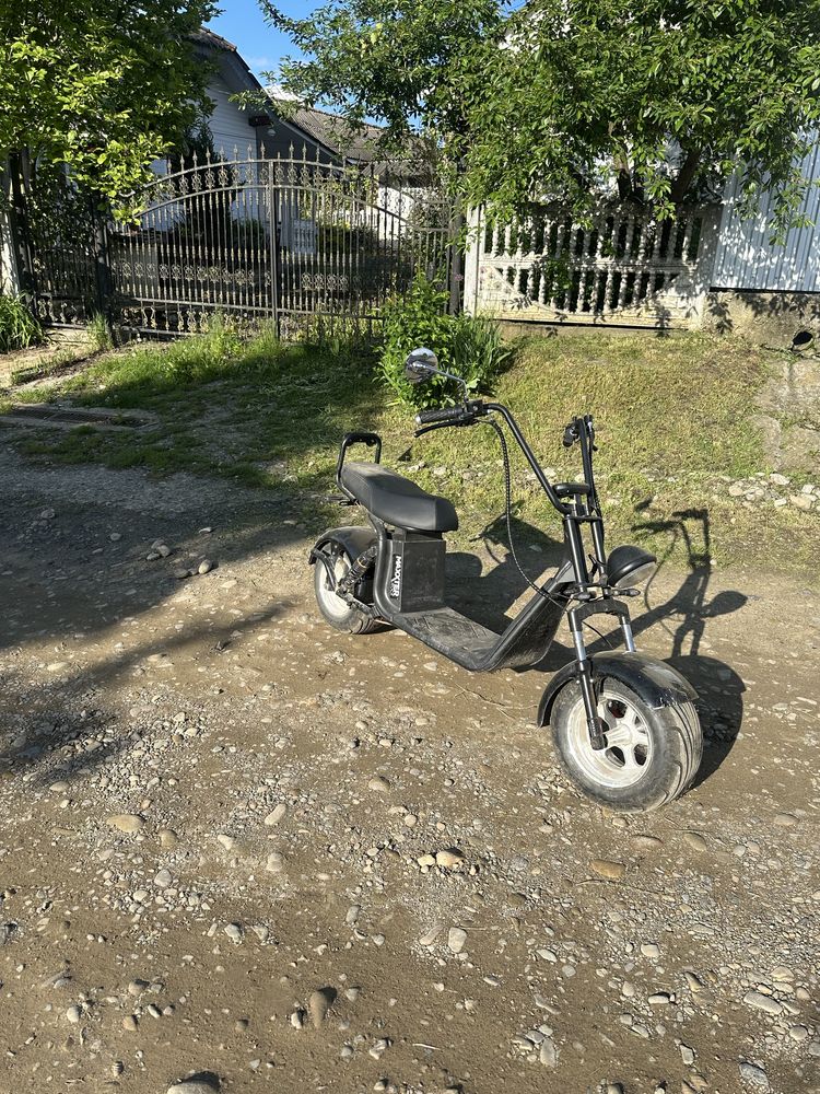 Продам електроскутер