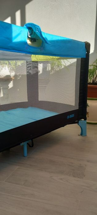 Vendo cama de viagem para criança
