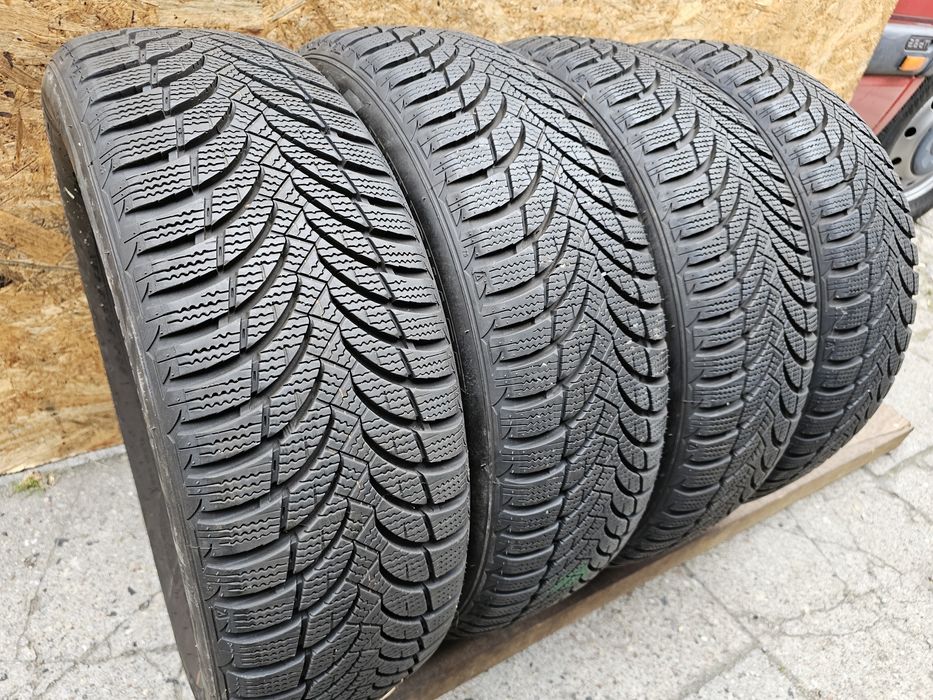 Jak Nowe!!  2024rok!  205/60 r16 Nexen Winguard SnowG.  8mm