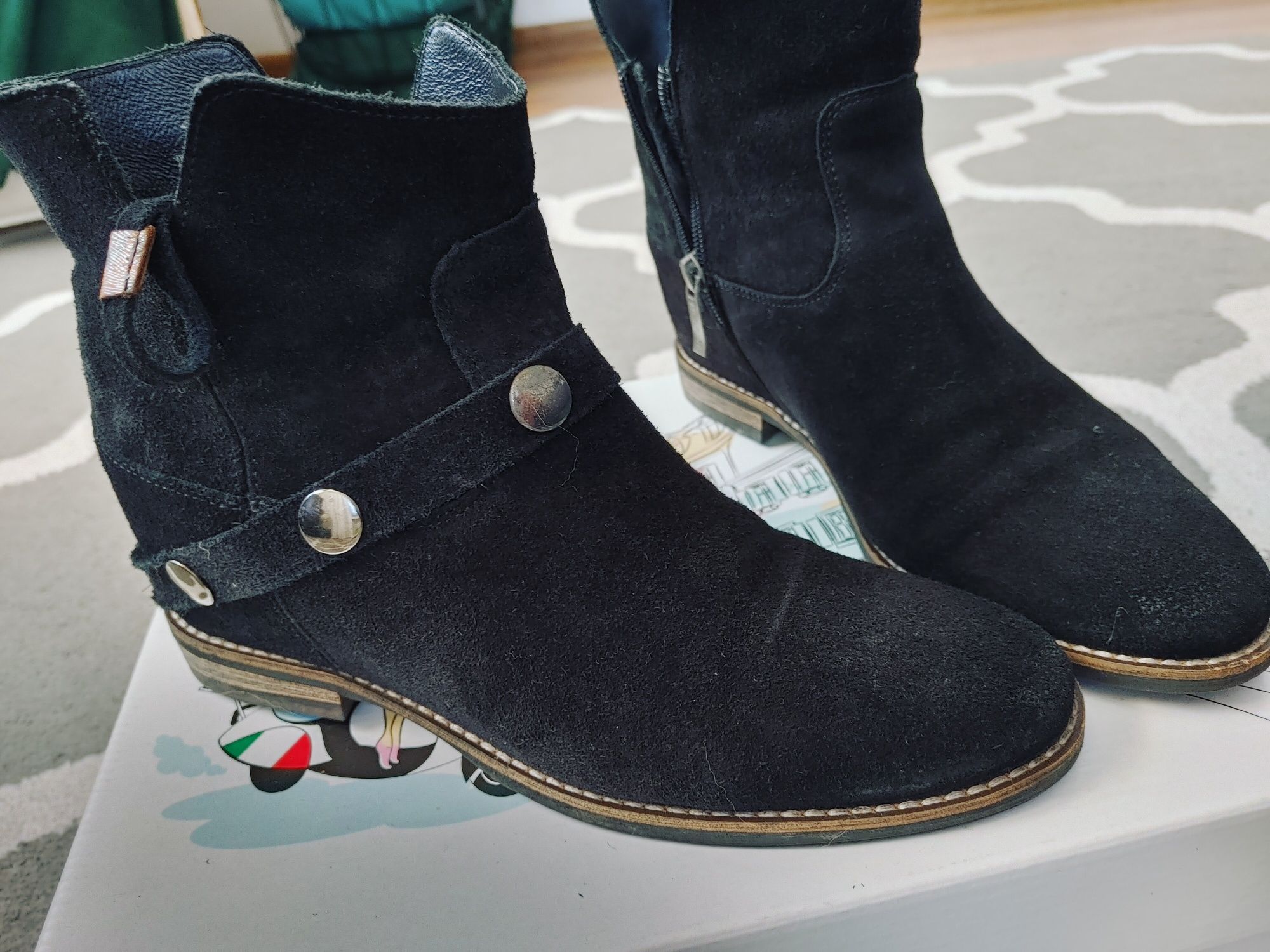 Botki Carinii roz 39