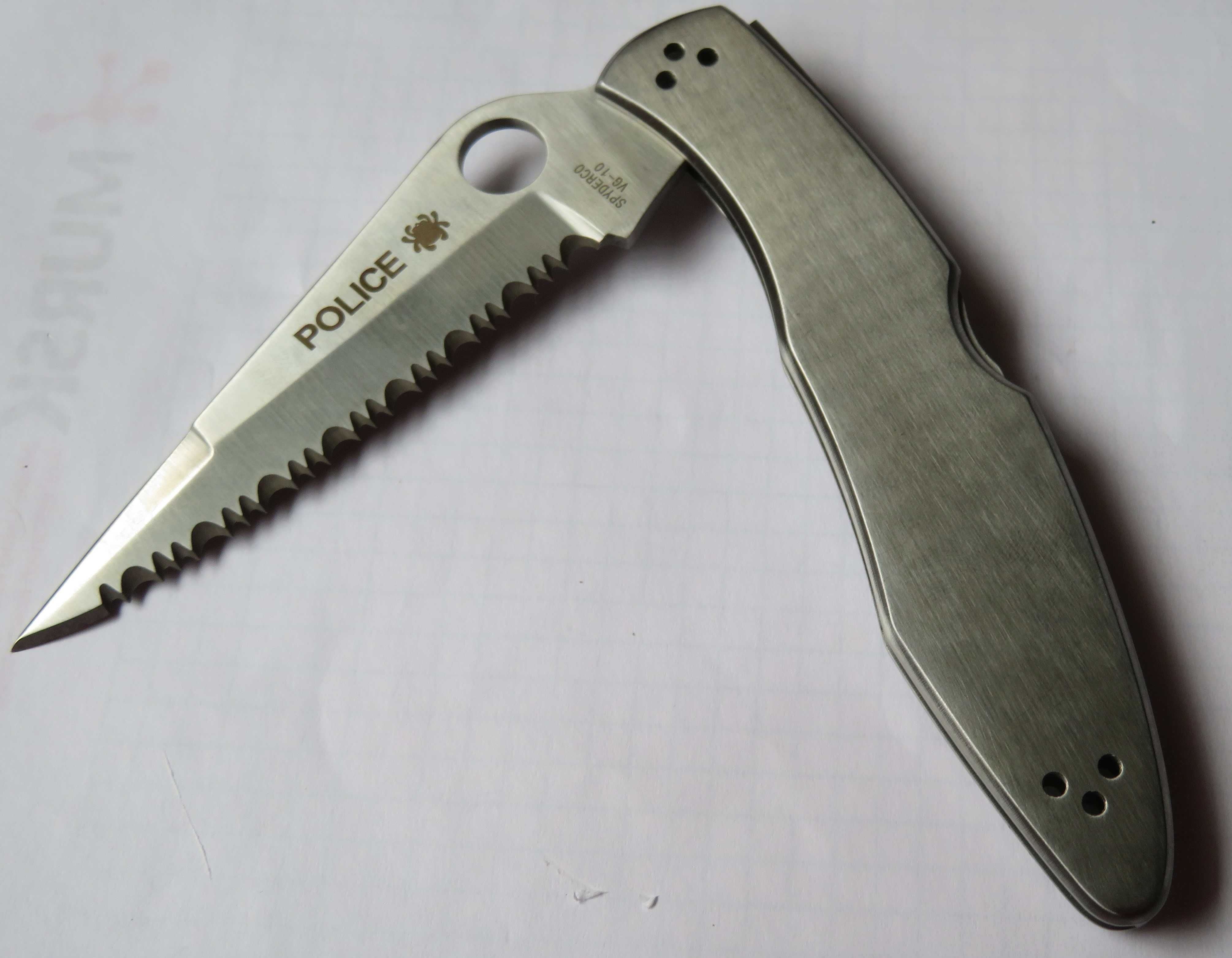 Nóż składany folder Spyderco Police