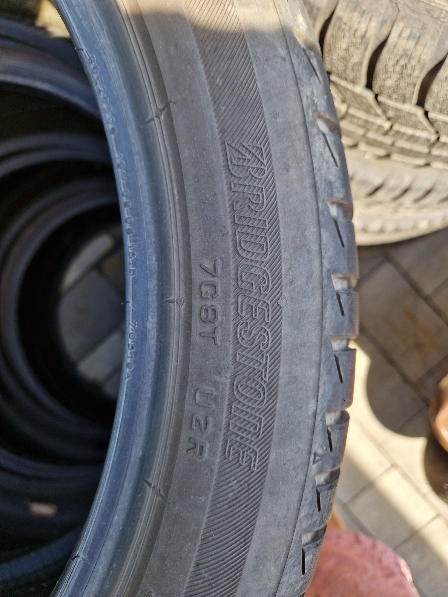 Opony 4x Bridgestone 245/40/19