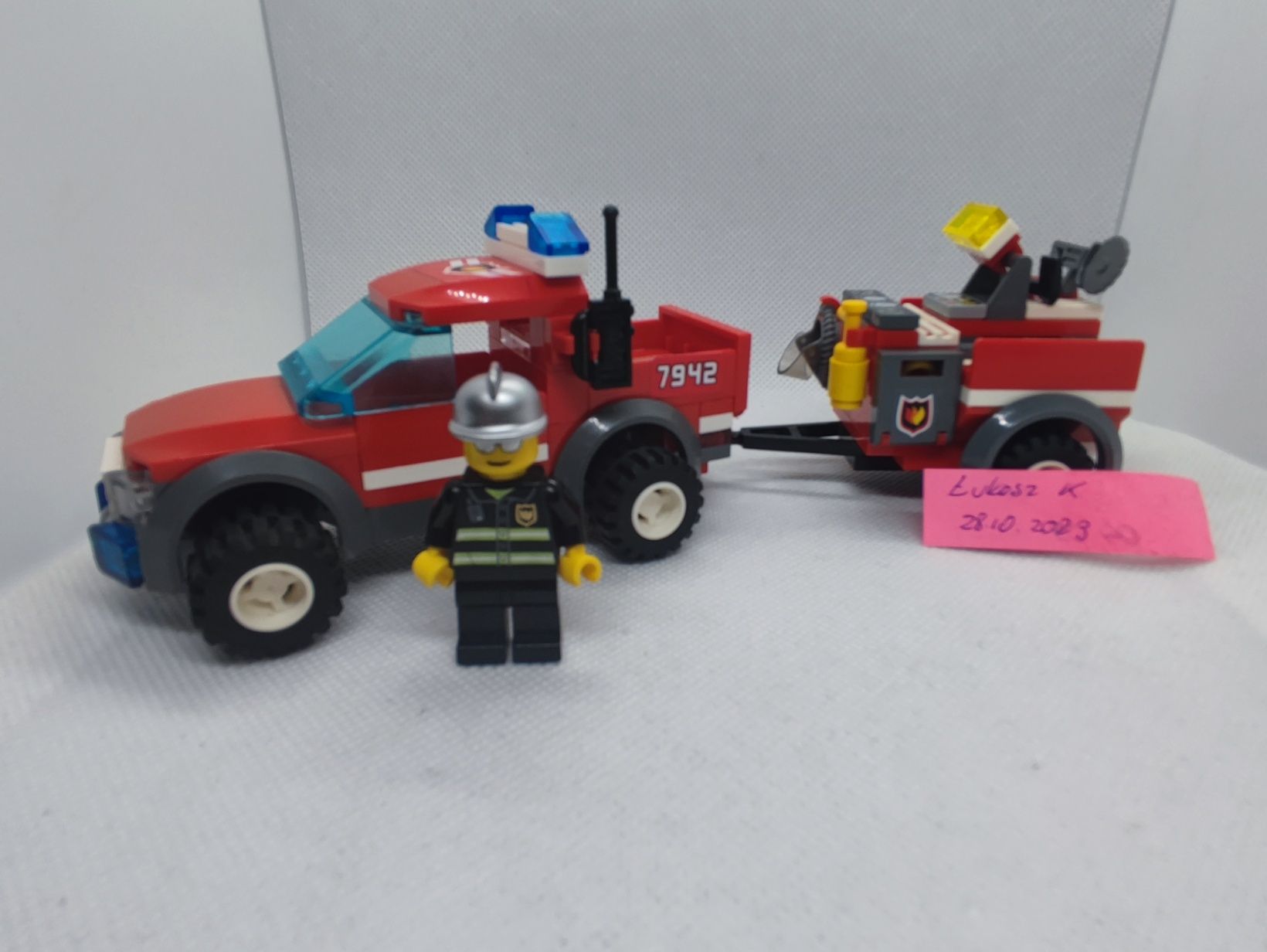 LEGO® 7942 City - Terenowa ekipa ratunkowa