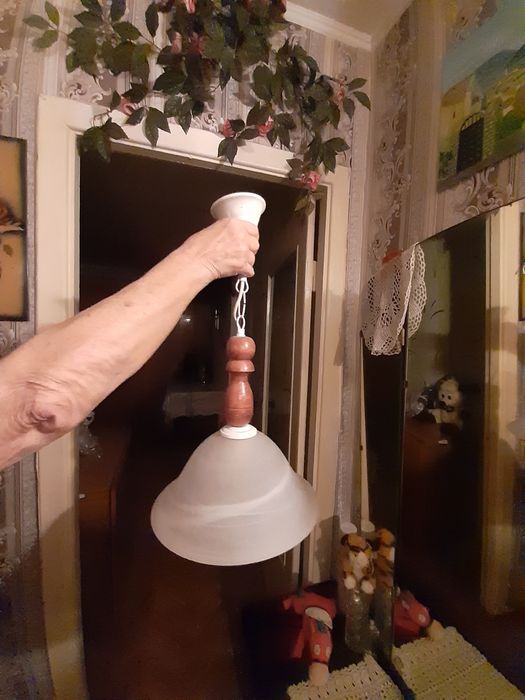 Люстра світильник нова