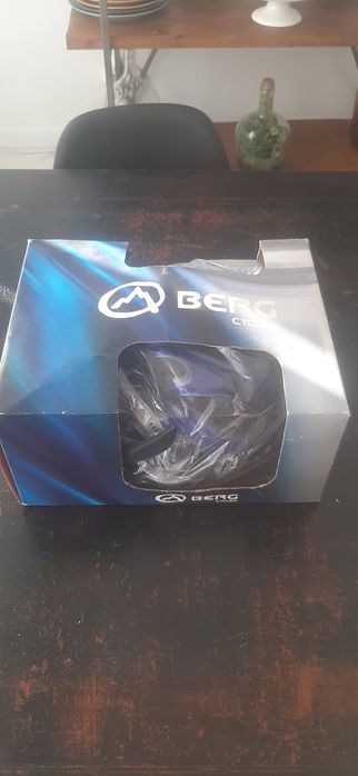 Capacete Berg Novo