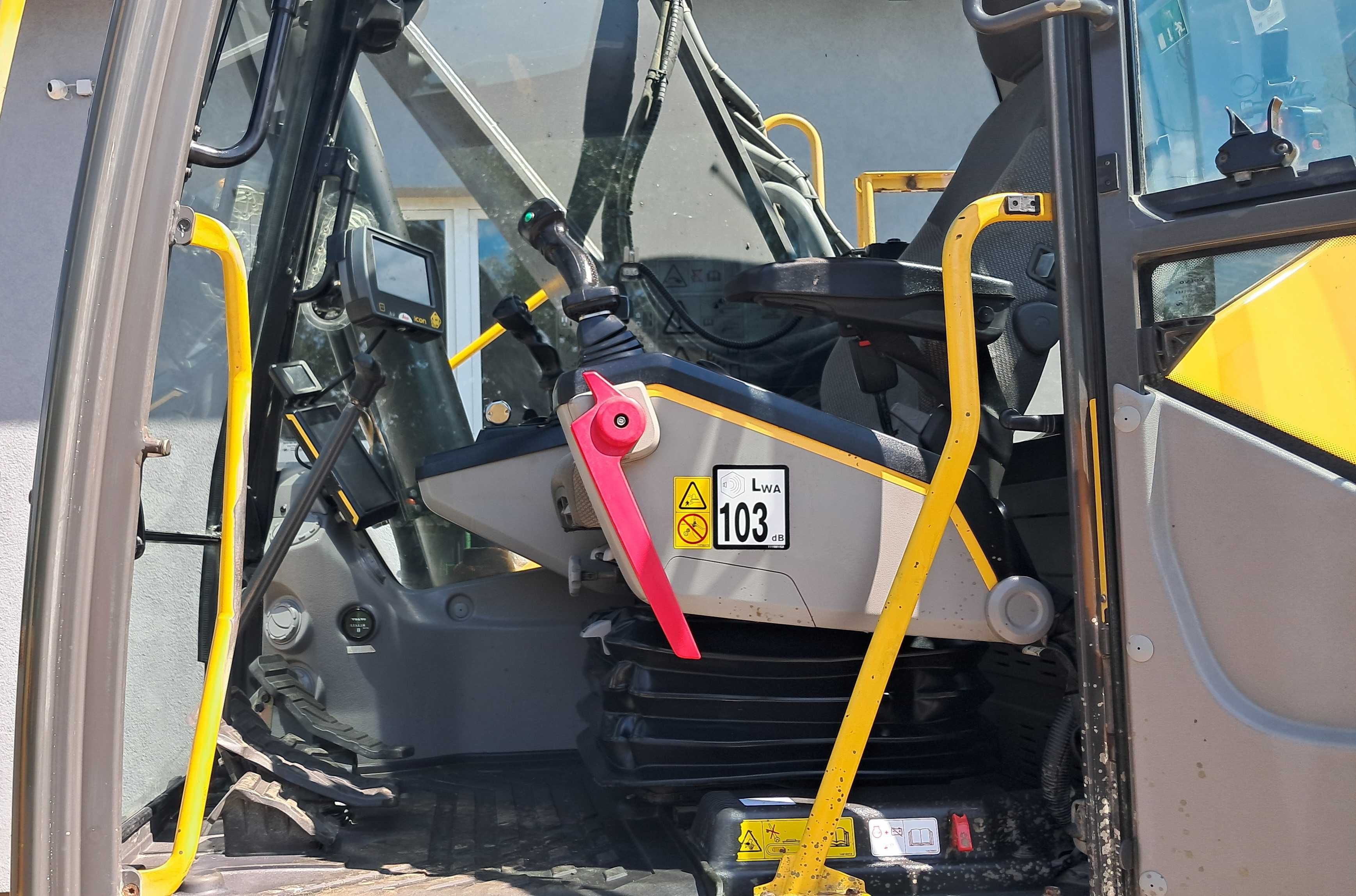 VOLVO EC300EL 2016r 9281h Rototilt INDEXATOR GPS 3D LEICA Centralne Sm