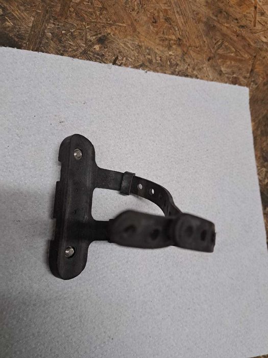 Decathlon B'Twin Zapięcie Do Uchwytu na Bidon 300 Czarny