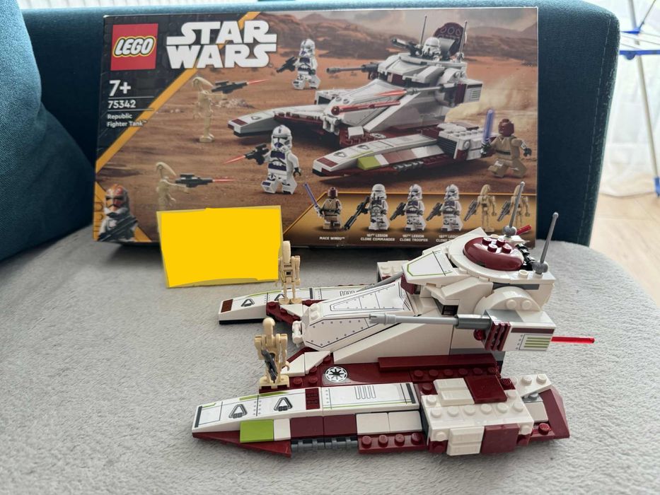 LEGO Star Wars: Czołg myśliwski Republiki (75342)