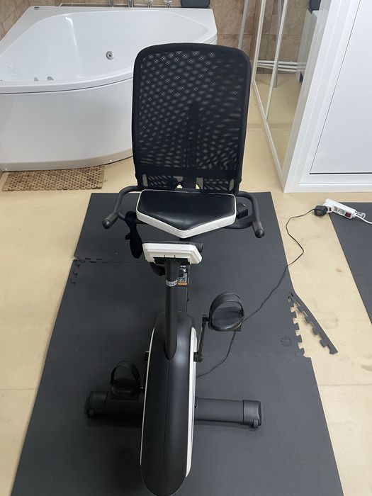 Bicicleta estática Domyos, NOVA