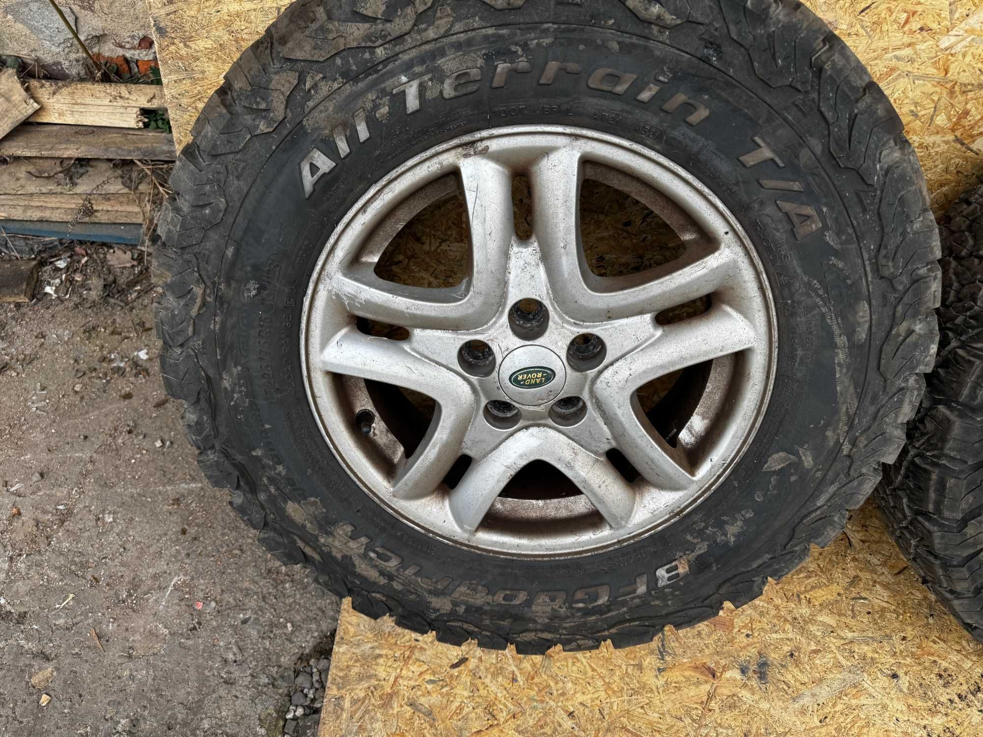 Felgi rang rover I 16' + opony komplet
