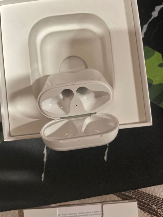 Кейс новий оригінальний AirPods 2