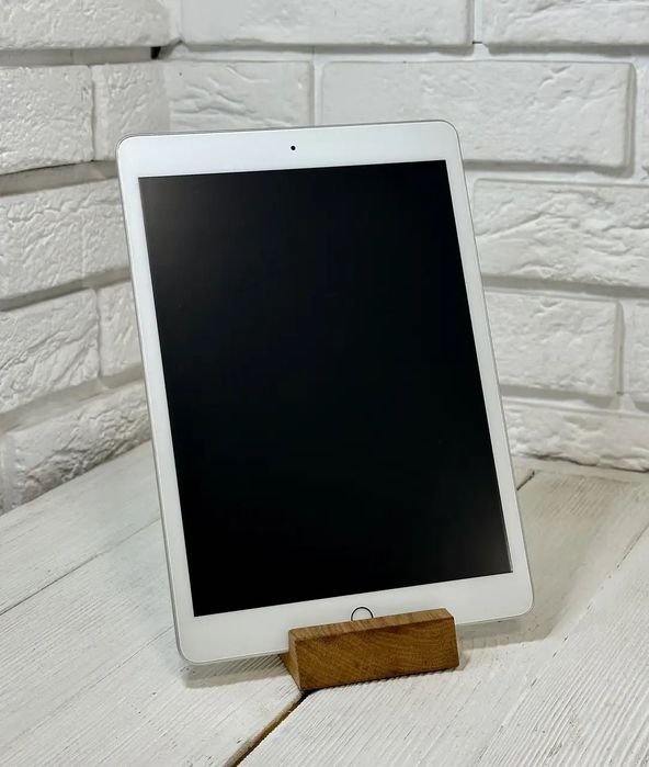 iPad 7th 128 gb 2019 10.2 Silver WIFI планшет з гарантією Без обмежень