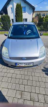 Ford fiesta z gazem