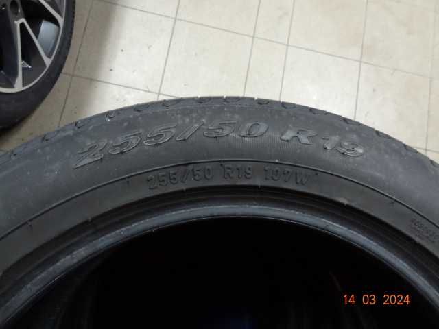 opony letnie 255/55R19 107 W           run-flat 400 zł kpl.