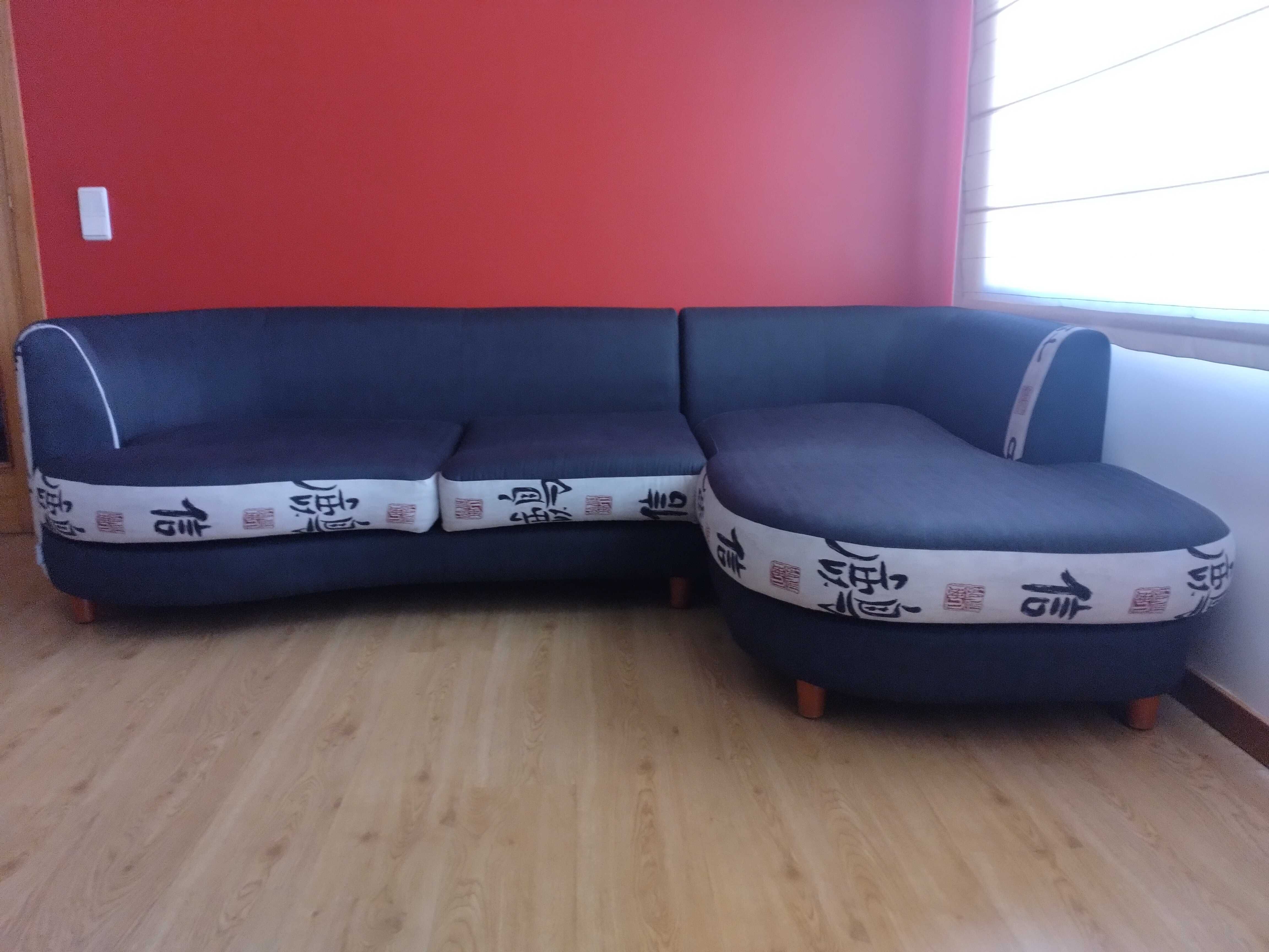 Sofá com Chaise Longue