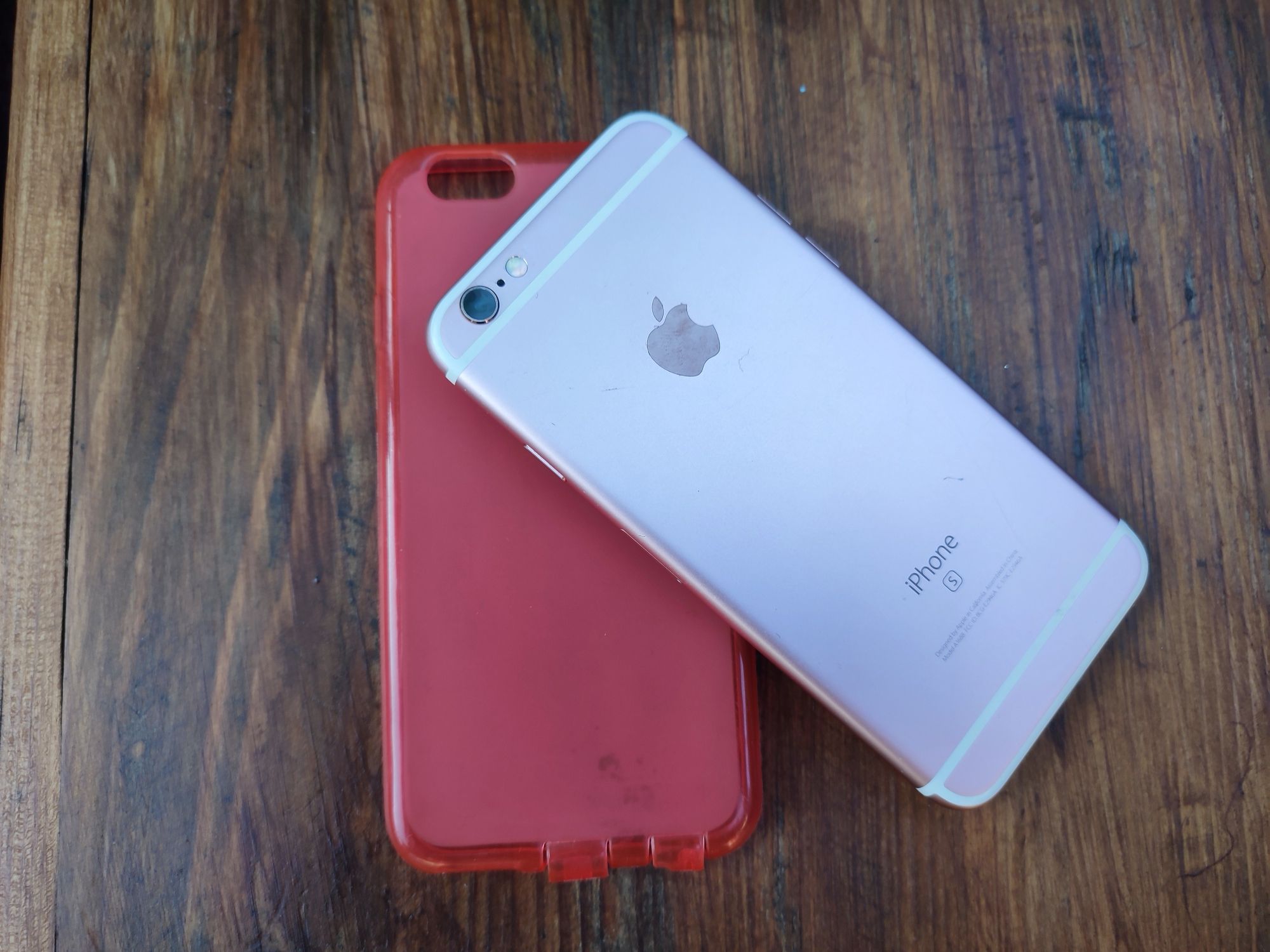 Телефон Apple Iphone 6S 16GB