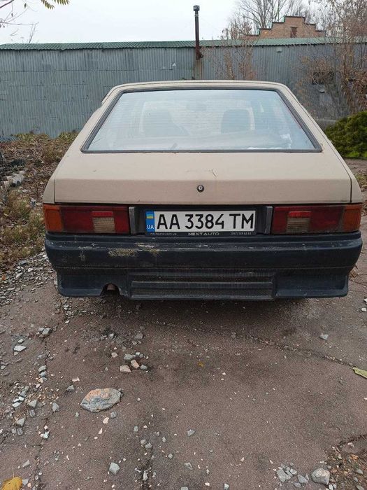 В продаже автомобиль Москвич 2141