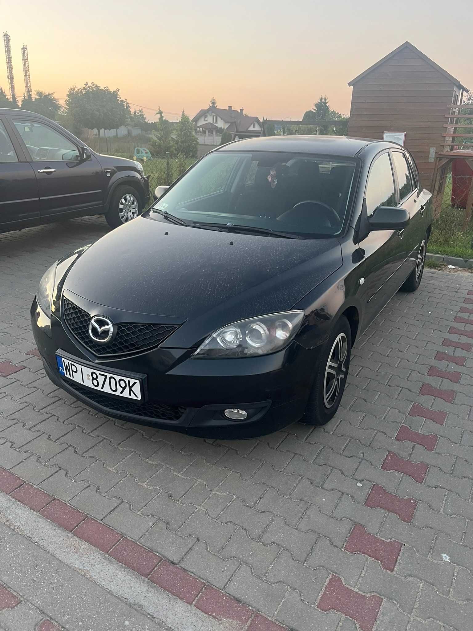 Mazda 3 uderzona w zderzak 2007 rok
