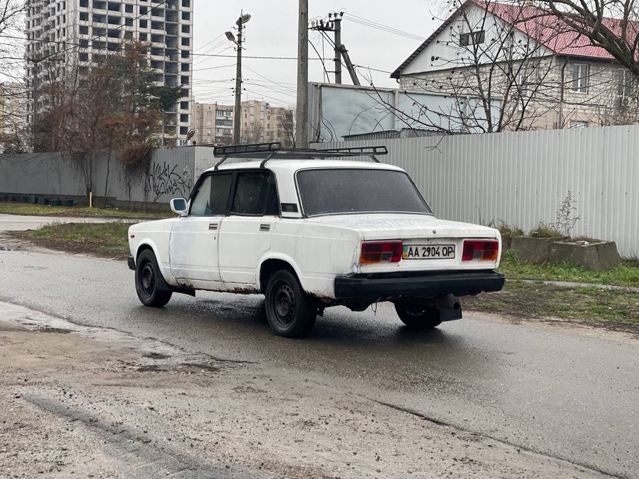 Жигуль Ваз 2105 на газу на тюнінгу