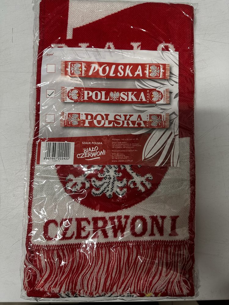 Szalik reprezentacji Polski (rożne wzory)