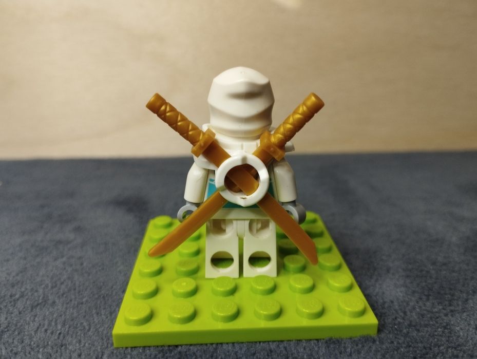 Minifigurka Zane Dragon Rising njo0819 Ninjago Oryginalna Lego