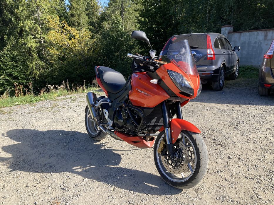 Triumph tiger se1050