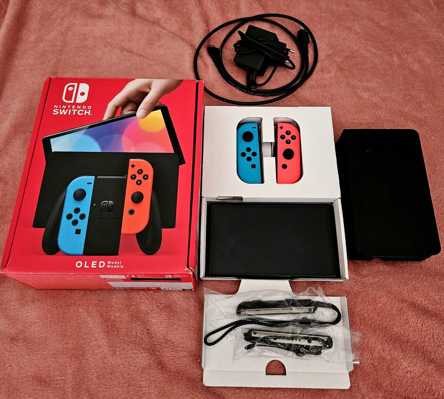 Nintendo Switch Oled + Jogo + Accessórios (COM CAIXA)