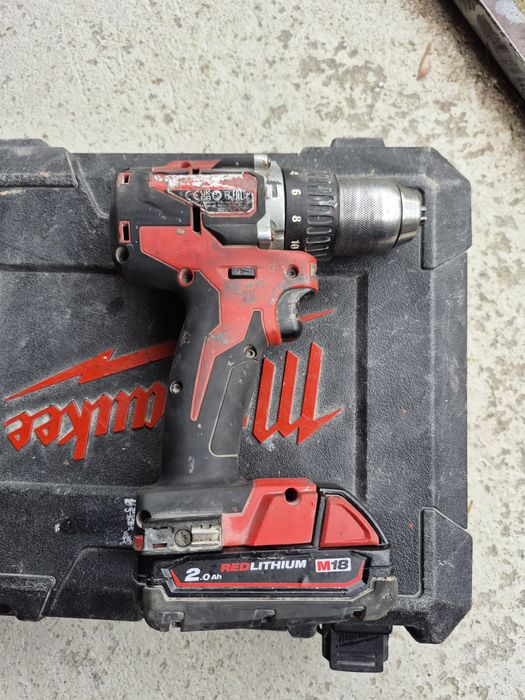 Wkrętarka z udarem Milwaukee M18 cblpd