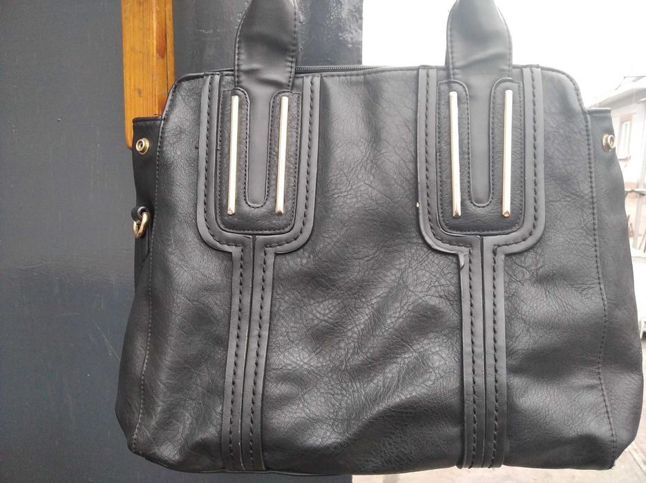 Продам женскую сумку