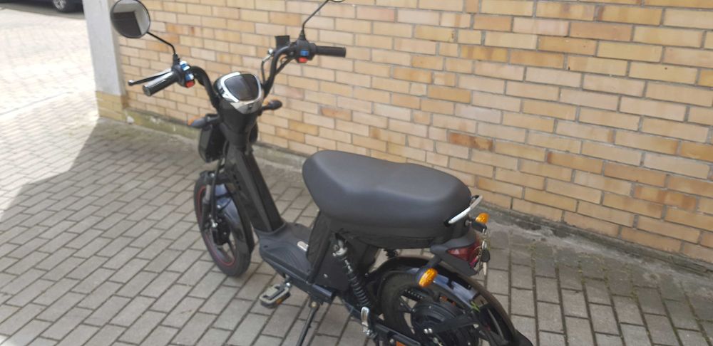 Rower hulajnoga elektryczna