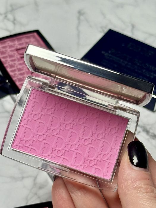 Рум'яна Dior 001