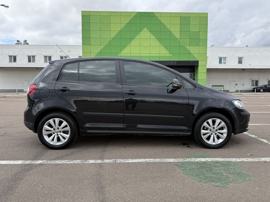 Volkswagen Golf Plus автомат