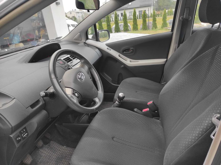 Toyota Yaris 2010