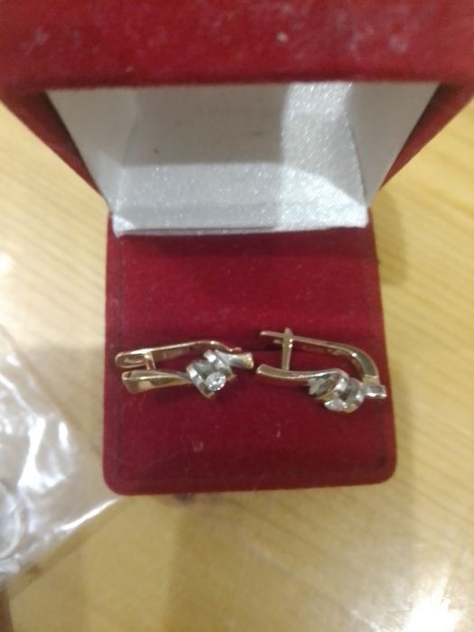 Бриллианты золото серьги