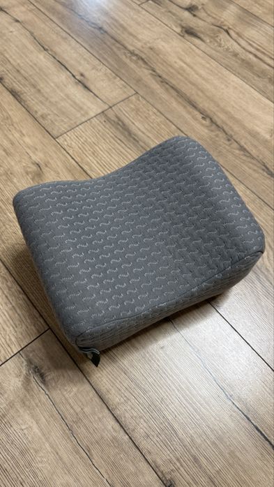 Подушка під коліна OMMANE WELLPUR 15x25x20см