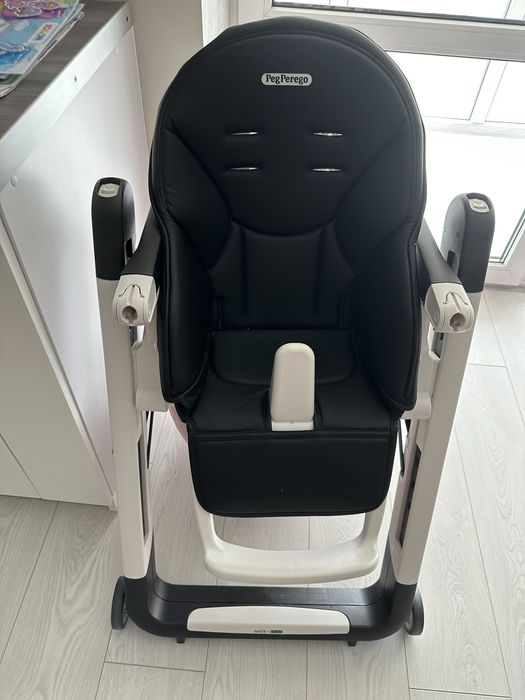 Дитячий стілець для годування Peg Perego