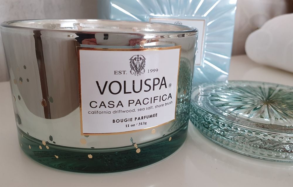 VOLUSPA Corta Casa Pacifica Świeca 312g

Nowa,piękna naturalny wosk