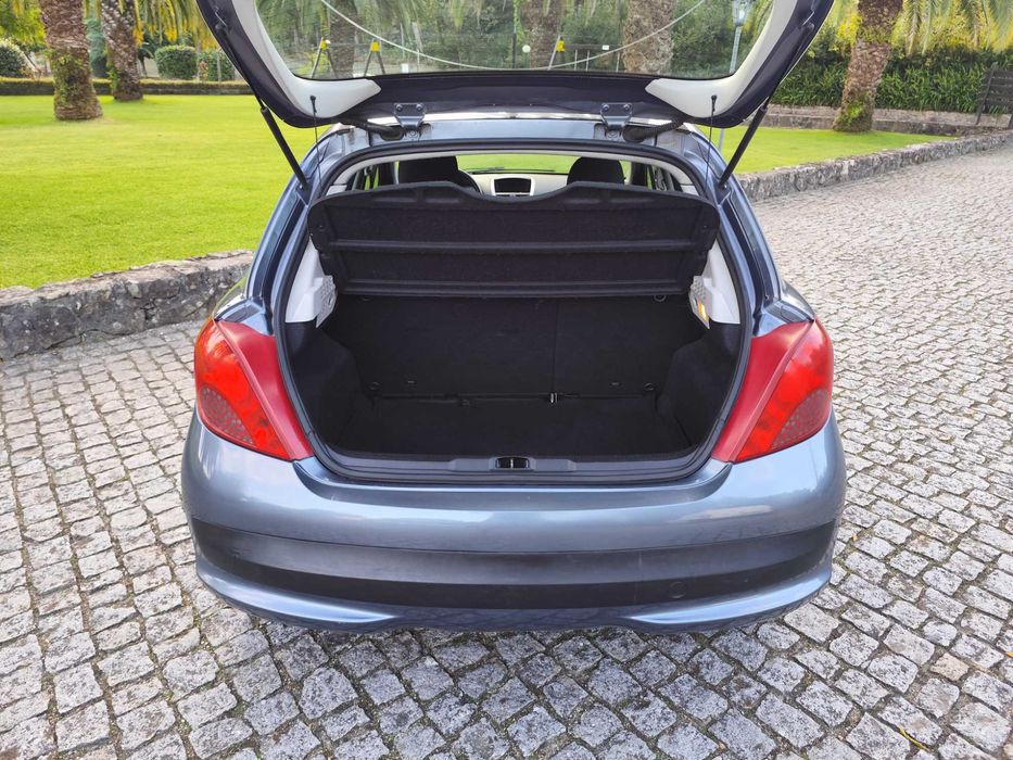 Peugeot 207 1.4 Gasolina - Nacional - Revisão Feita - Aceito Retoma