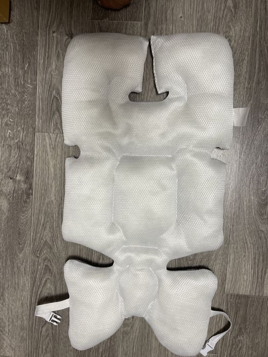 Матрасик у прогулянковий візочок